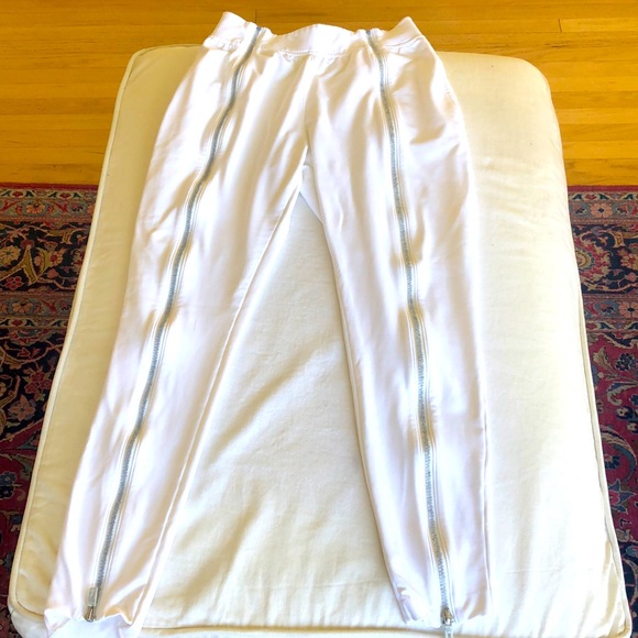 AuDience Pants - AuDience Full Zippered 2-Side Pocket Joggers. EUC.